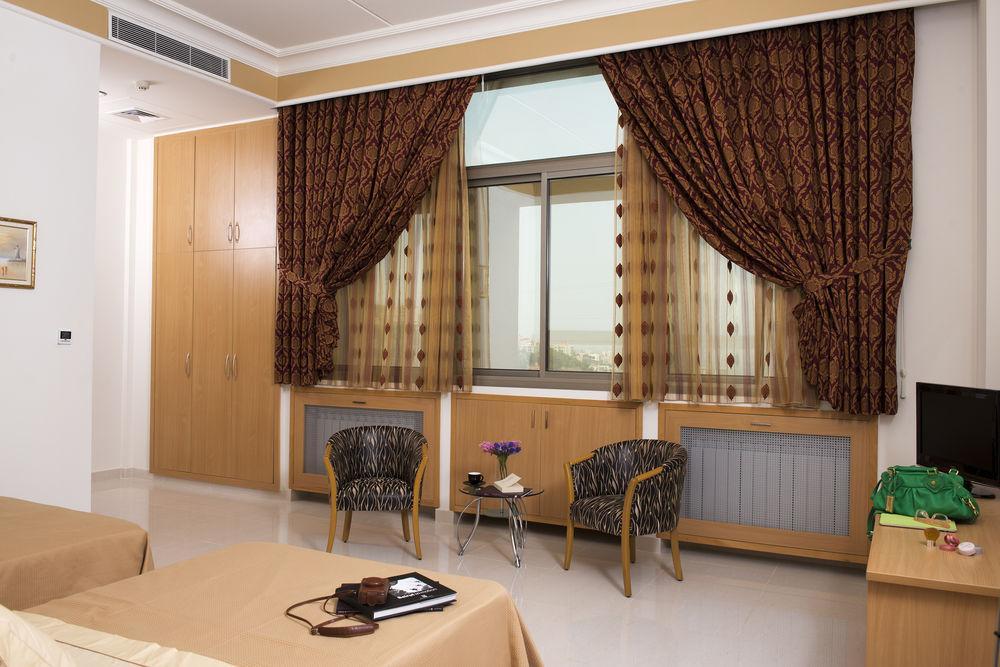 Liqaa Hotel ベイルート エクステリア 写真