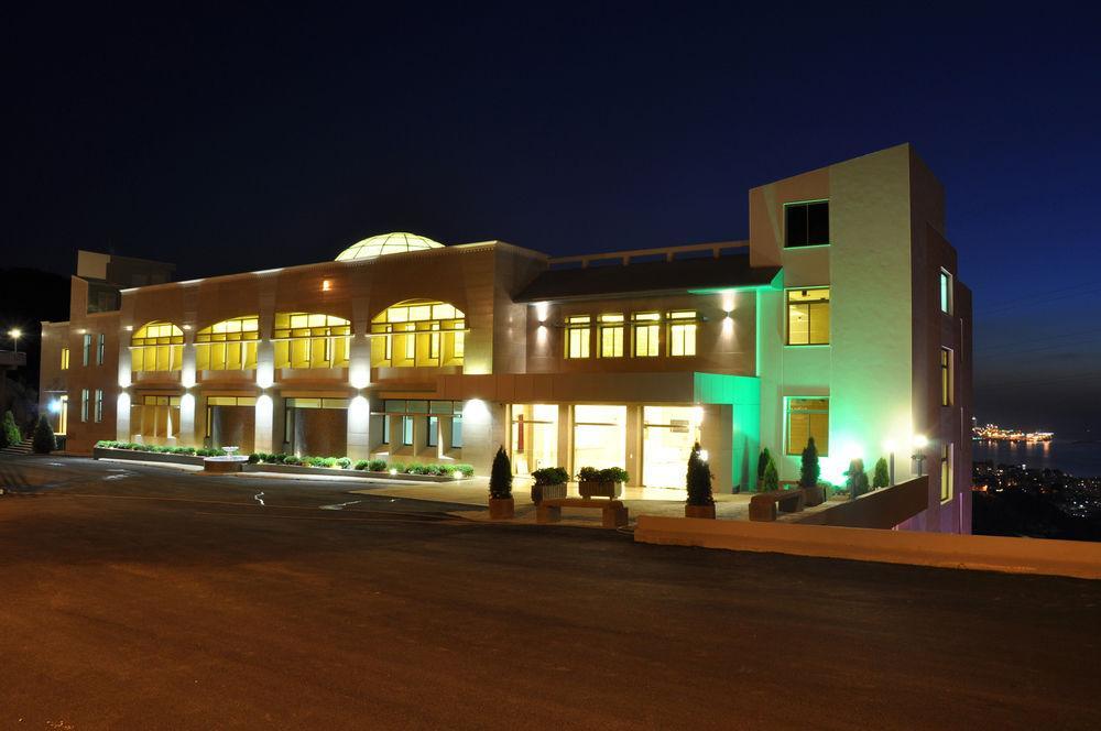 Liqaa Hotel ベイルート エクステリア 写真